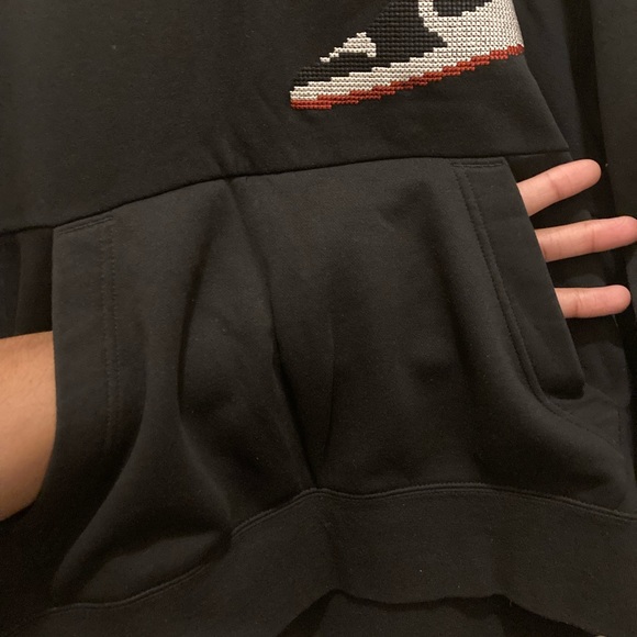 Embroided 'OG Black Toe' Jordan 1s Hoodie - Picture 6 of 10